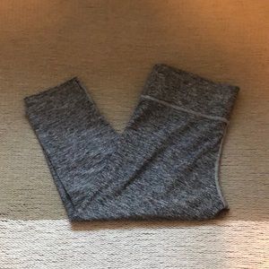 PINK Heathered Grey Cropped Leggings